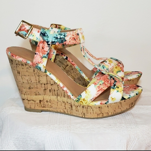 floral cork wedge heels - Picture 2 of 7